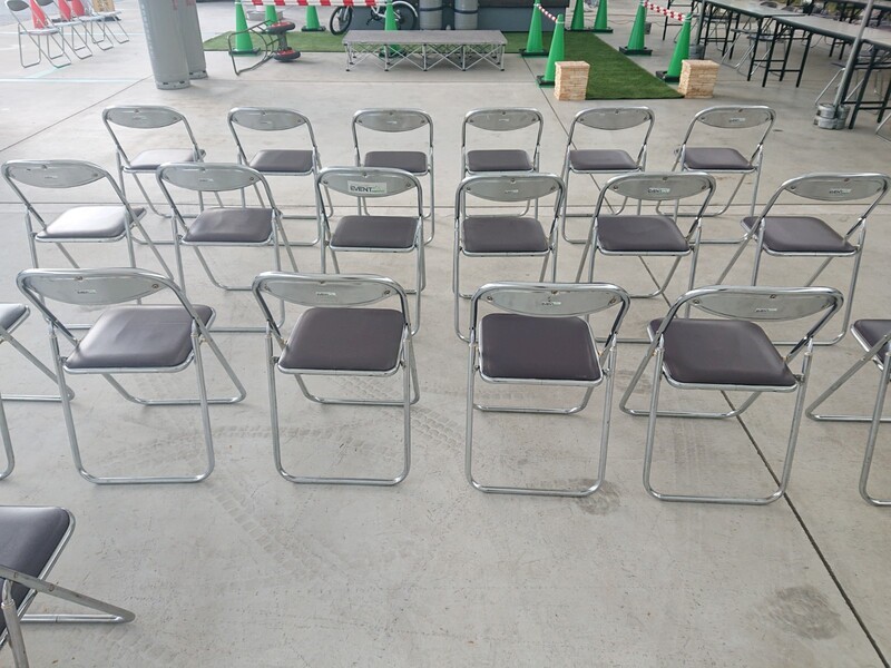 パイプ椅子の使用例