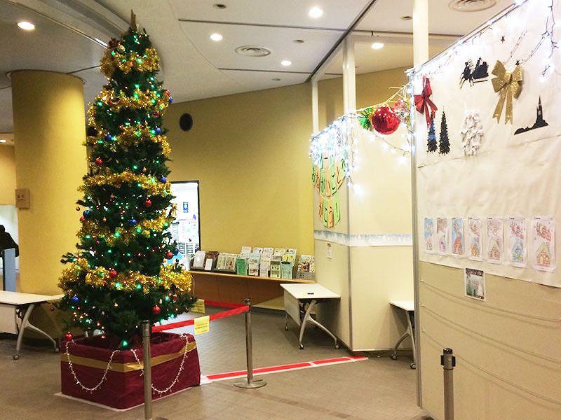 大型クリスマスツリー 現場風景