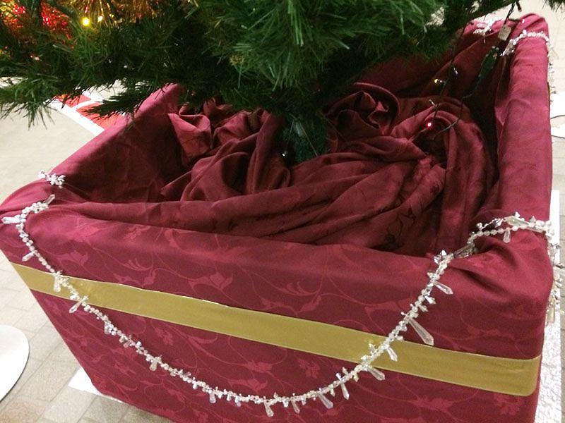 大型クリスマスツリー 足元の様子