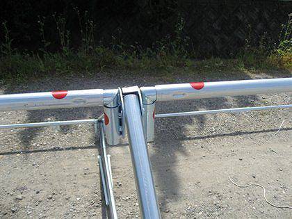 テントの組み方6 合掌差し込み2