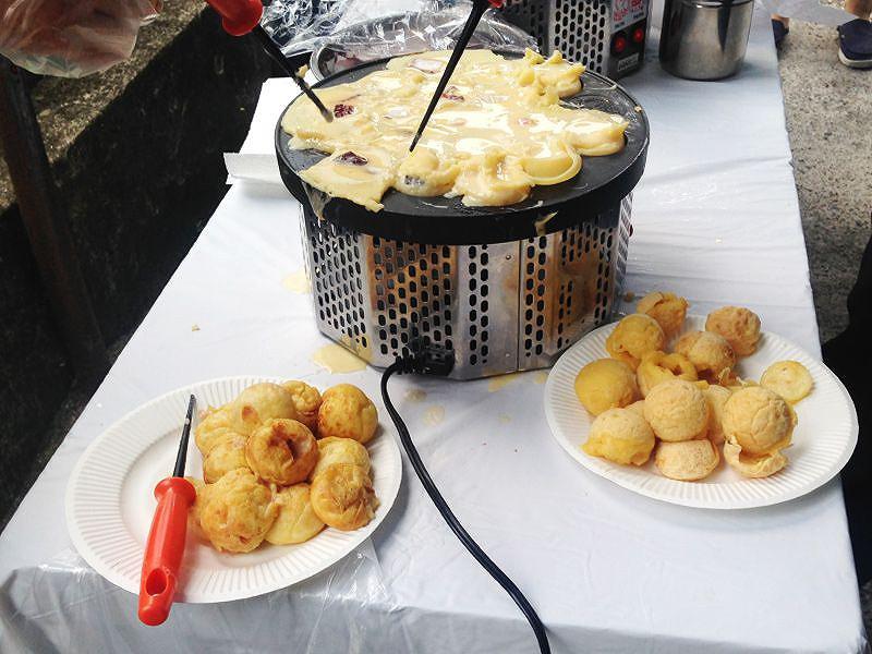 電気たこ焼き器 使用風景