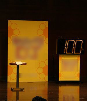 ガラスローテーブル ホワイト レンタル