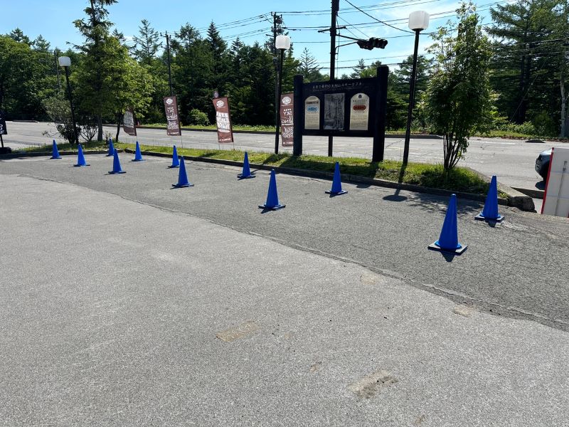 カラーコーンの使用例