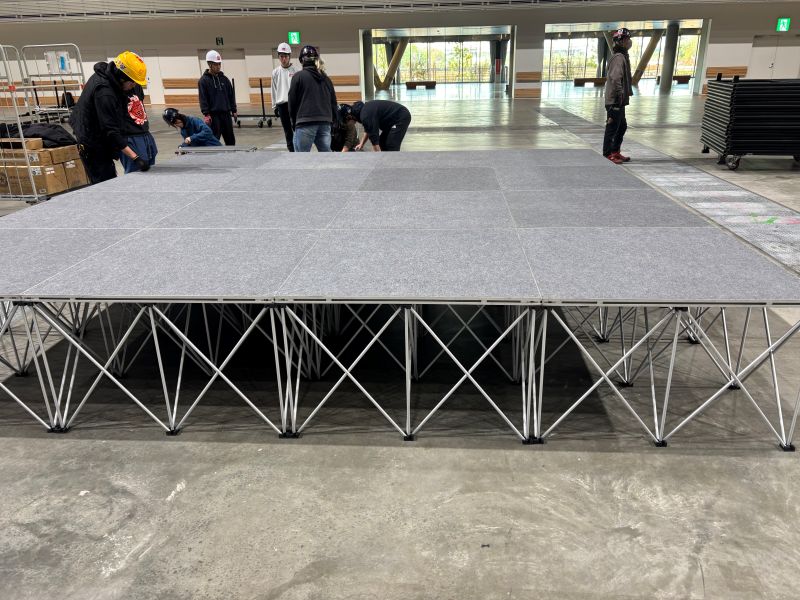 フォーラム 設営