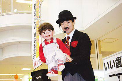 デパートで腹話術