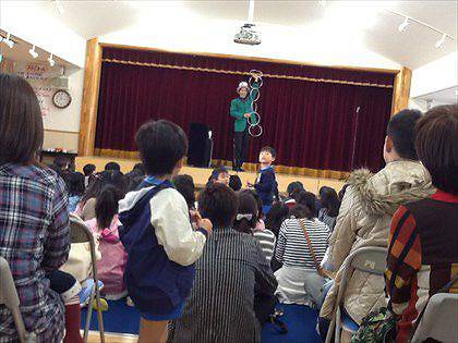 ジョン・道阪 お札マジック