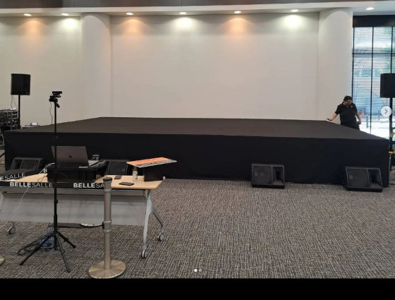 会場設営 現場3