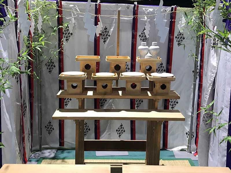 祭壇 セッティング