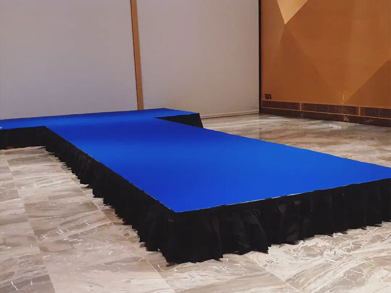 簡単ステージ 現場写真