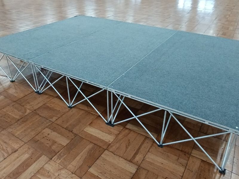 簡単ステージ 設営