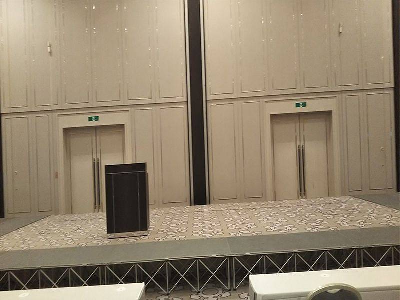 簡単ステージH400mm 使用風景