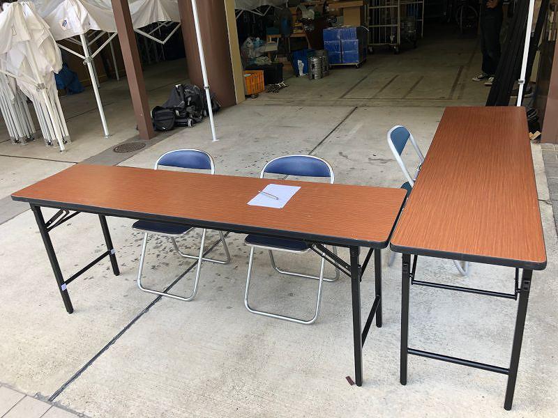 会議用デコラテーブル L時に並べた状態