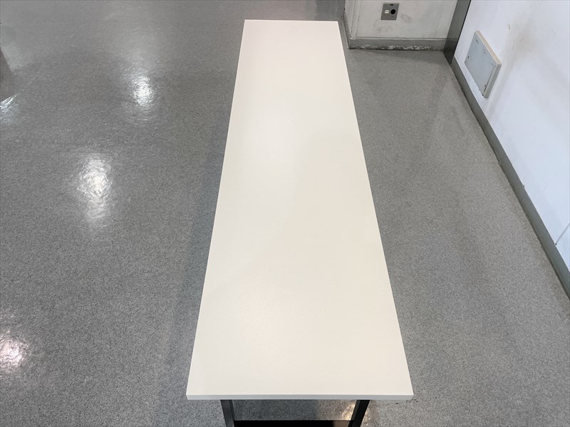 会議用ホワイトテーブル(フチなし) 裏側