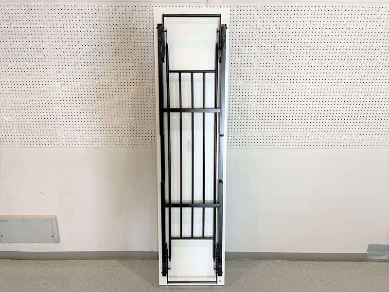 会議用ホワイトテーブル(フチなし) 折りたたみ時