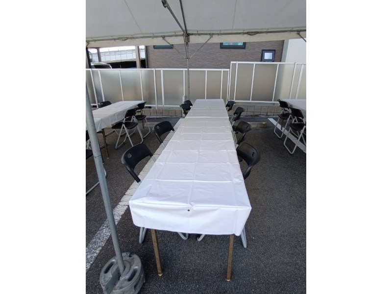飲食イベント各テーブルの様子