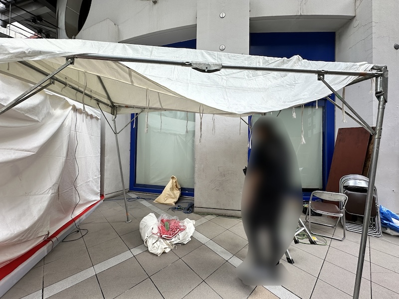 お祭り 1.5坪テント設営の様子